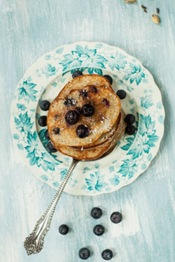 blueberry and cardamom pancakes